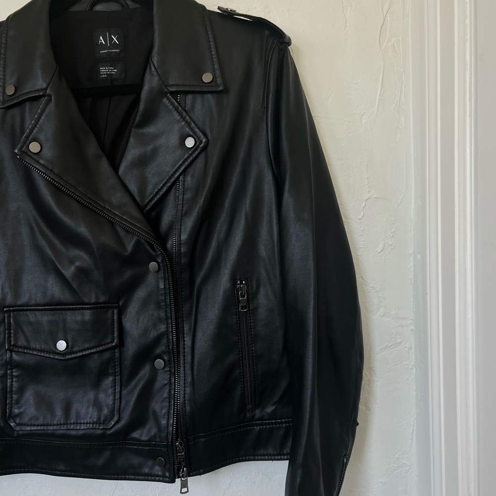 Super soft cropped leather jacket